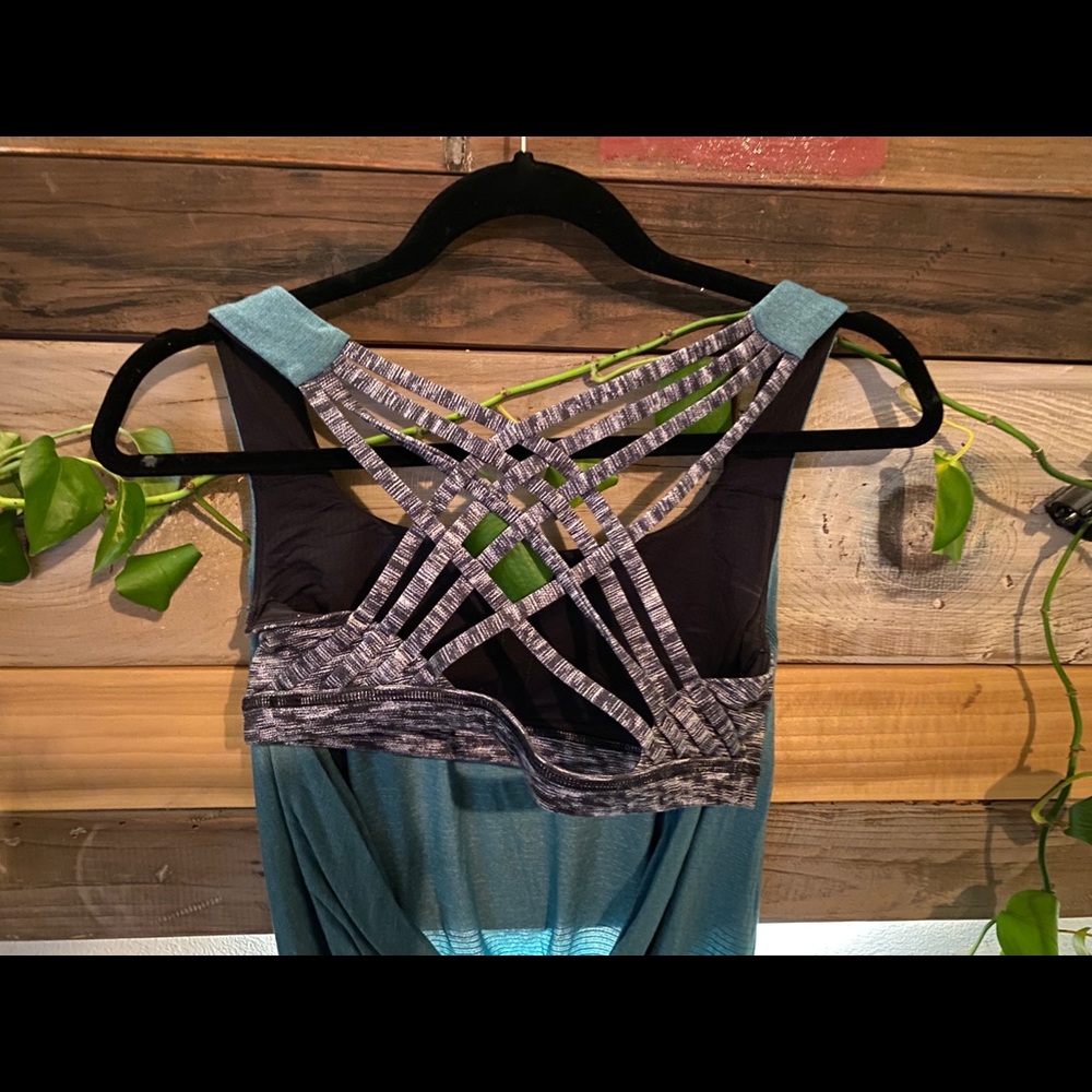 LULULEMON Green/Mint/Blue Athletic Tank (6)🍋 - Picture 3 of 5